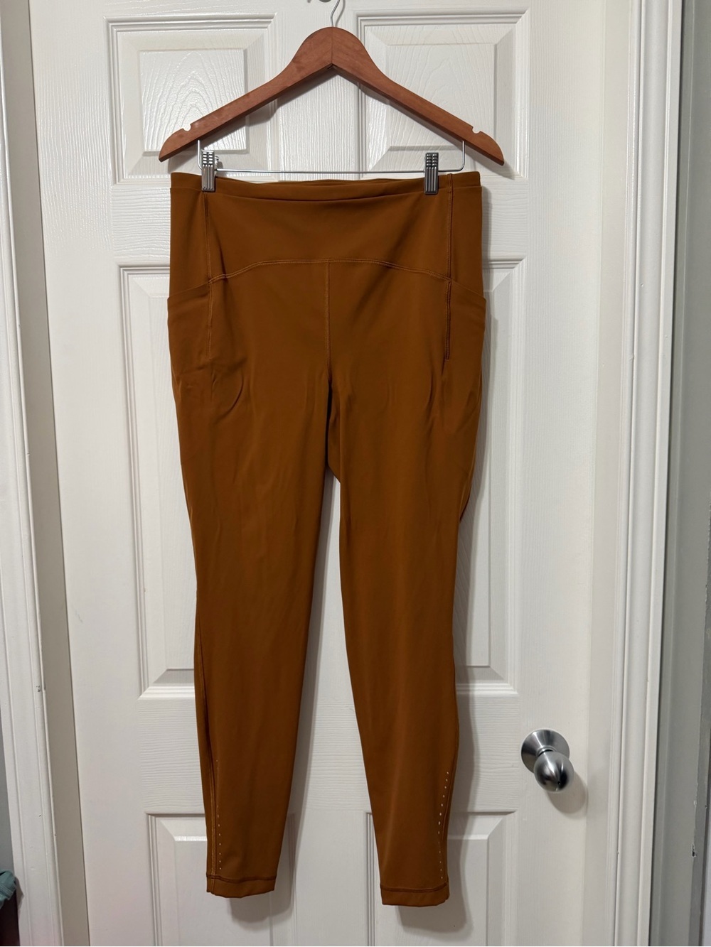 lululemon athletica swift speed high rise tight pant leggings size 12 euc